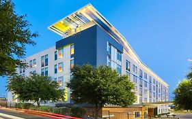 Aloft San Antonio Airport